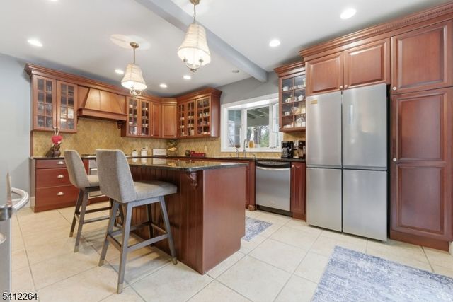 101 E Palisade Ave, Englewood City, NJ 07631