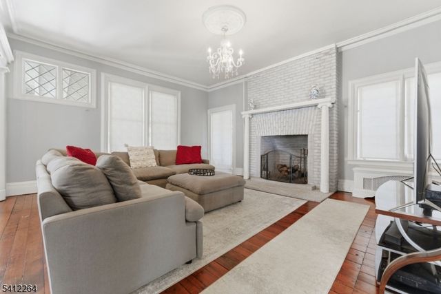 101 E Palisade Ave, Englewood City, NJ 07631