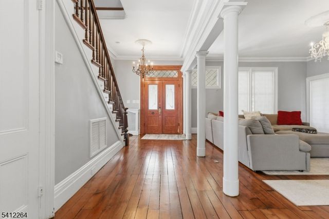 101 E Palisade Ave, Englewood City, NJ 07631