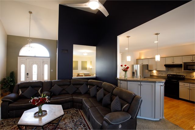 508 N Raven Road, Shorewood, IL 60404