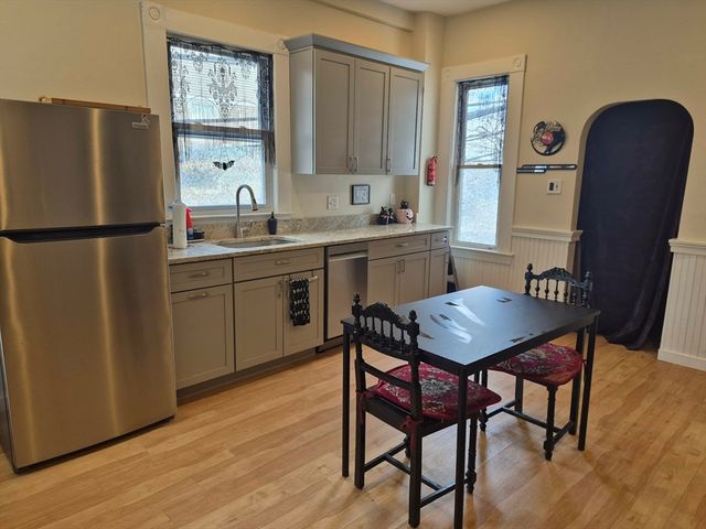 445 Beech Street 1, Boston, MA 02131