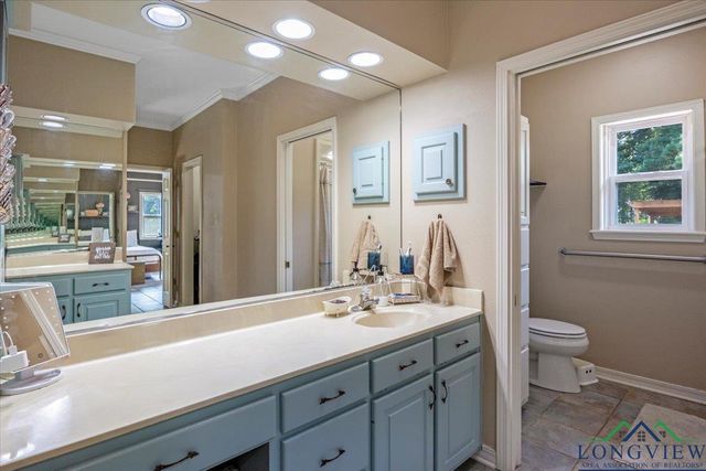 7371 FM 2204, Kilgore, TX 75662