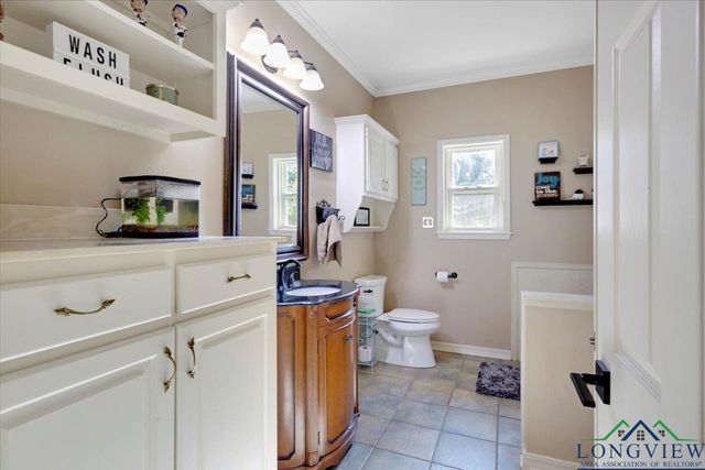 7371 FM 2204, Kilgore, TX 75662