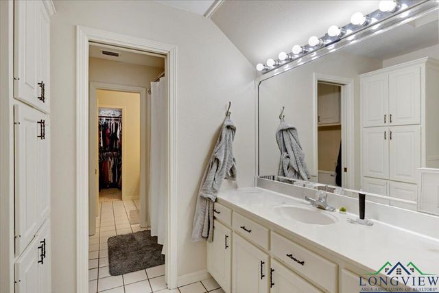 7371 FM 2204, Kilgore, TX 75662