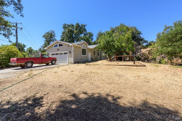 4005 Cantelow Rd, Vacaville, CA 95688
