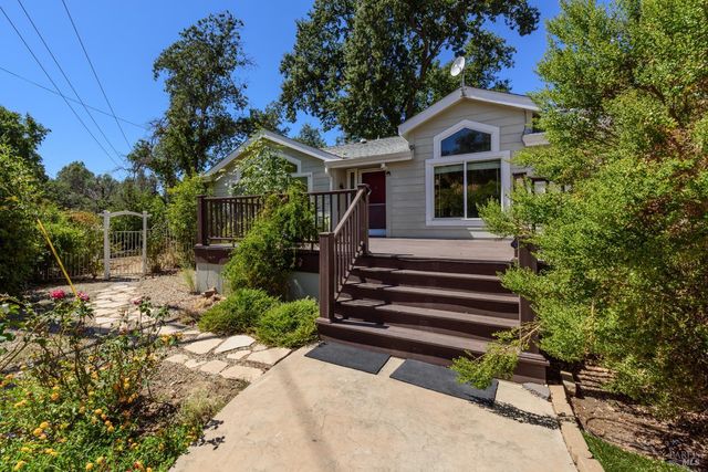 4005 Cantelow Rd, Vacaville, CA 95688