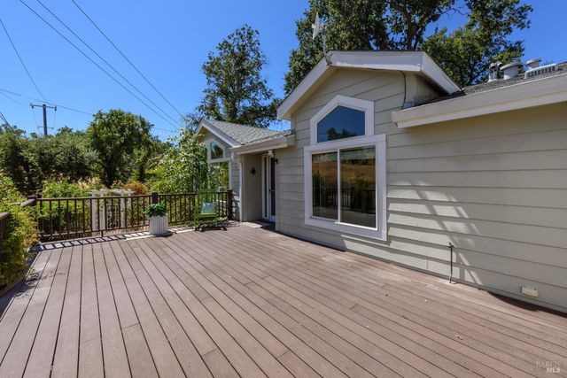 4005 Cantelow Rd, Vacaville, CA 95688