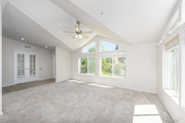 4005 Cantelow Rd, Vacaville, CA 95688