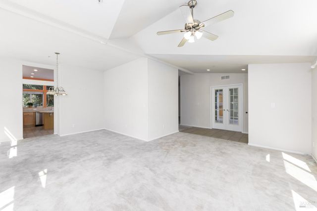 4005 Cantelow Rd, Vacaville, CA 95688