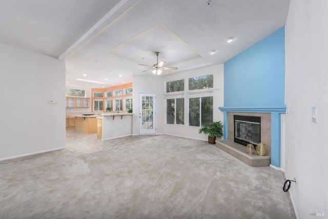 4005 Cantelow Rd, Vacaville, CA 95688