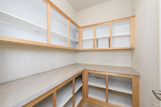 4005 Cantelow Rd, Vacaville, CA 95688