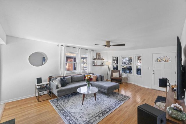 341 W 4th STREET, Oconomowoc, WI 53066