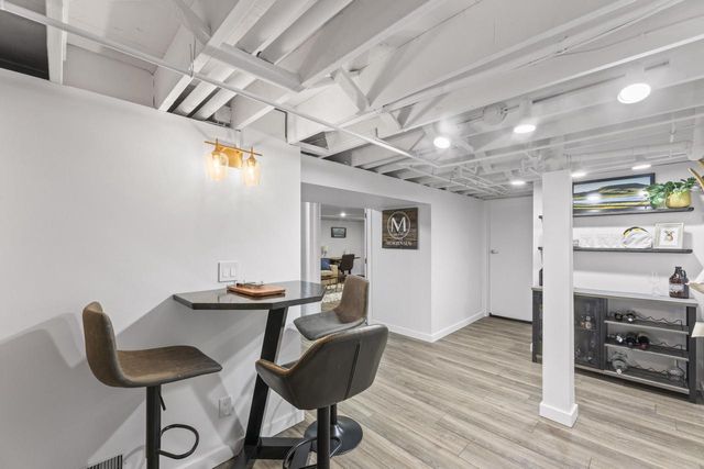 341 W 4th STREET, Oconomowoc, WI 53066