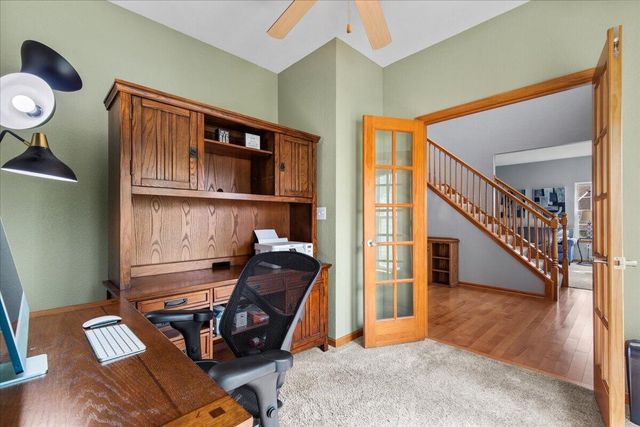 700 Creekwood DRIVE, West Bend, WI 53095