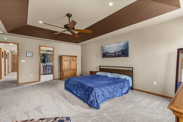 700 Creekwood DRIVE, West Bend, WI 53095