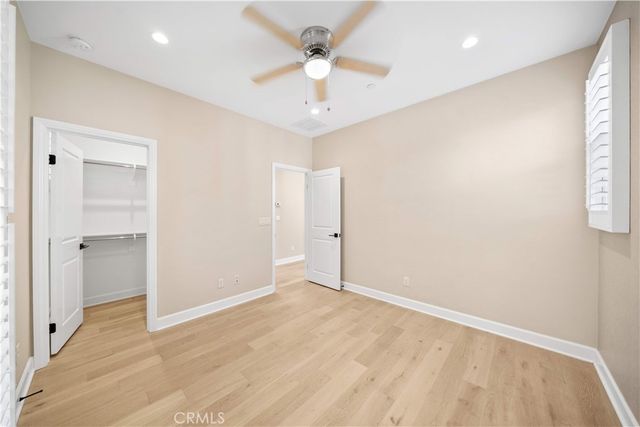 210 Canvas, Irvine, CA 92620