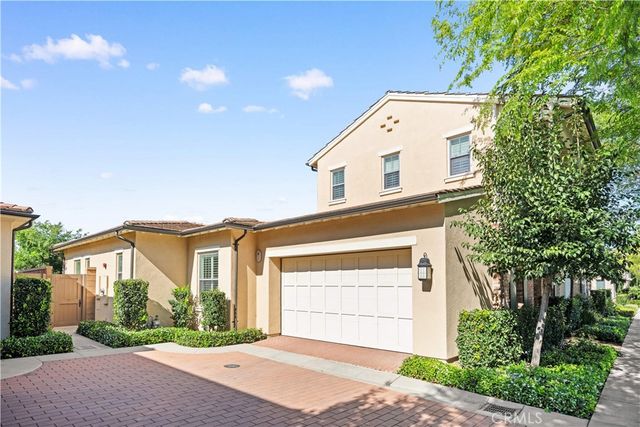 210 Canvas, Irvine, CA 92620