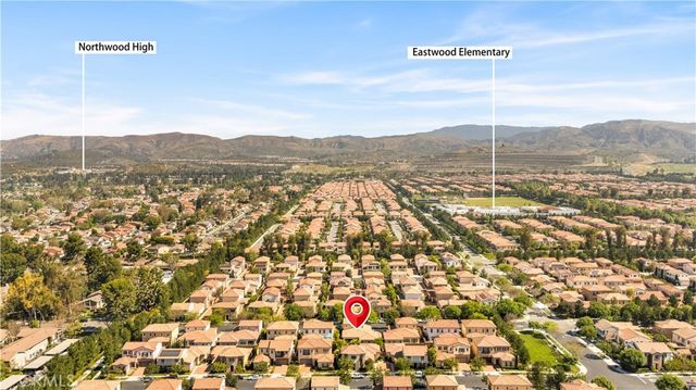 210 Canvas, Irvine, CA 92620