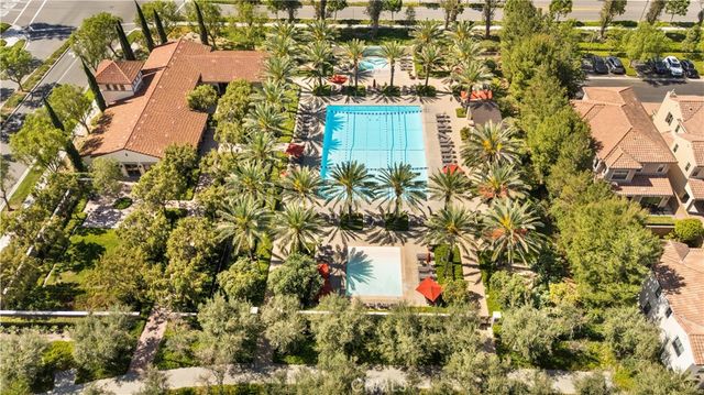 210 Canvas, Irvine, CA 92620