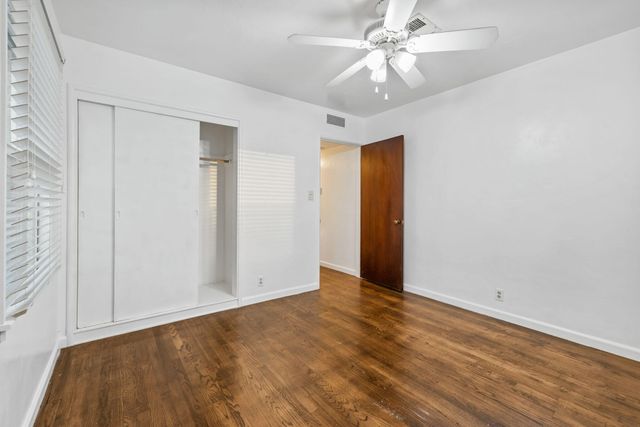 820 S Oak Park, Visalia, CA 93277