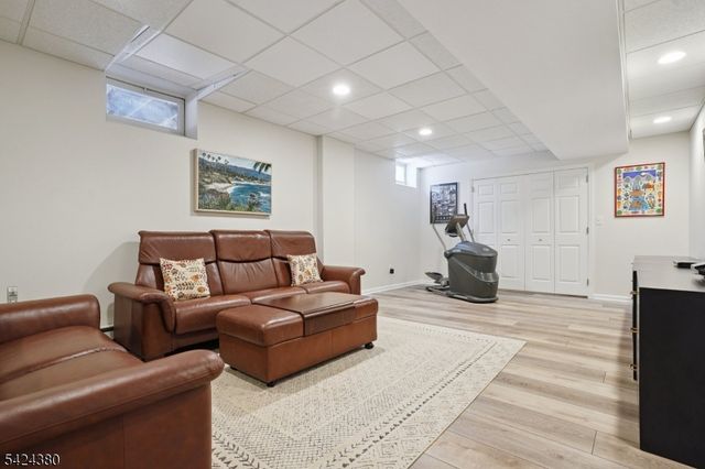 13 Obrien Ct, Bedminster Twp., NJ 07921