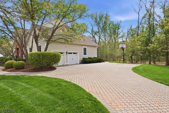 13 Obrien Ct, Bedminster Twp., NJ 07921