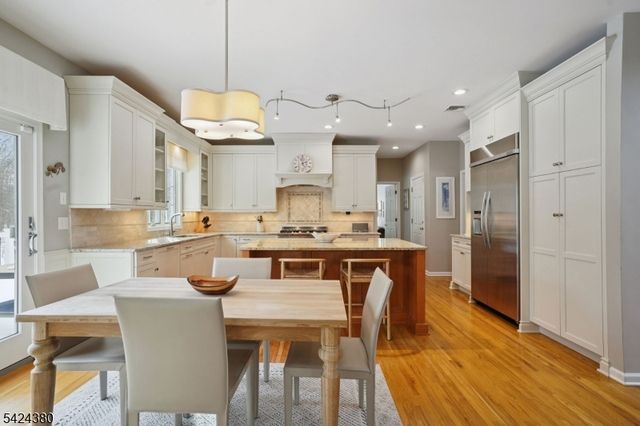 13 Obrien Ct, Bedminster Twp., NJ 07921