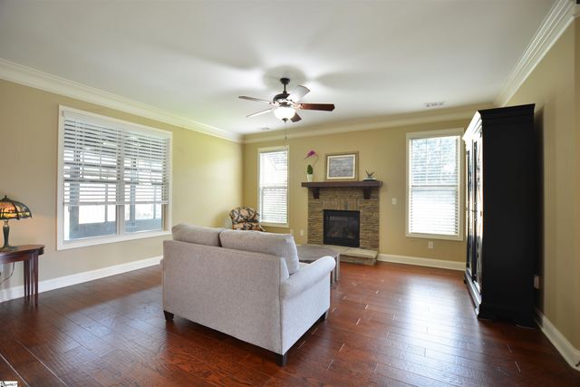719 Wynborne Lane, Moore, SC 29369