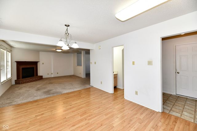 9175 W Paddleboat Lane, Pendleton, IN 46064