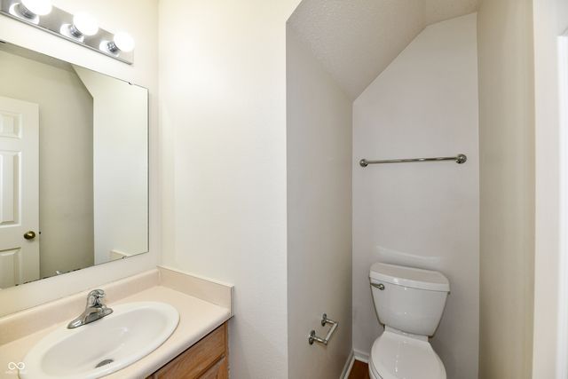 9175 W Paddleboat Lane, Pendleton, IN 46064