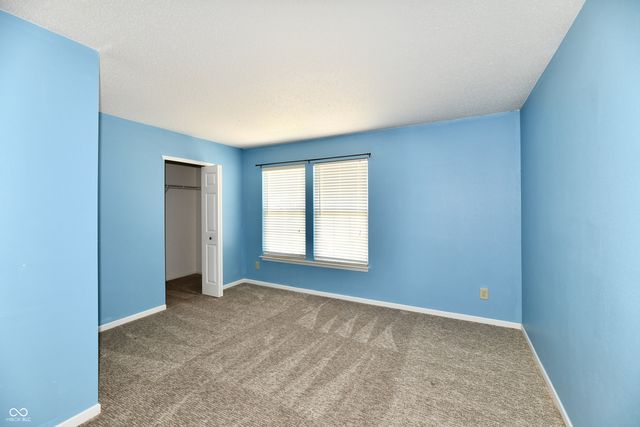 9175 W Paddleboat Lane, Pendleton, IN 46064