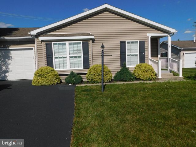 21 WREN DR, Bechtelsville, PA 19505