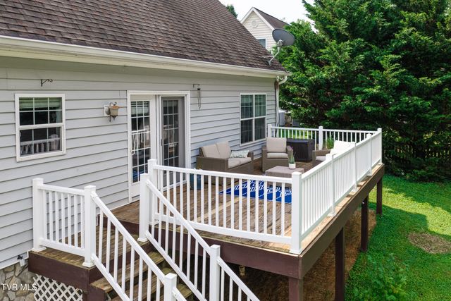 263 Holland View Drive, Jonesborough, TN 37659