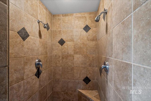 12935 N Schicks Ridge Rd, Boise, ID 83714