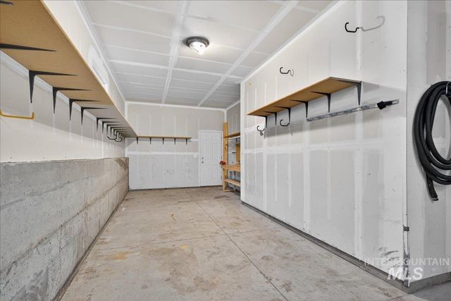 12935 N Schicks Ridge Rd, Boise, ID 83714