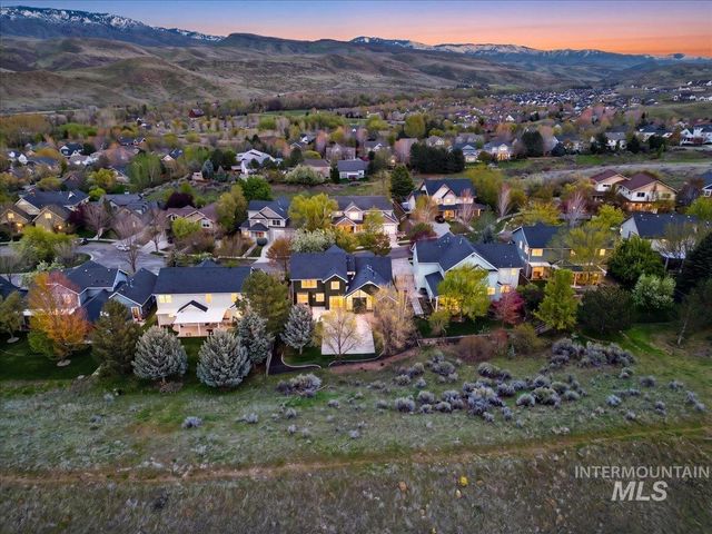 12935 N Schicks Ridge Rd, Boise, ID 83714