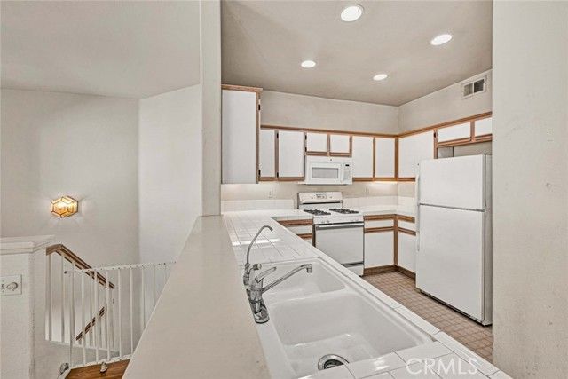 7973 E Viewrim, Anaheim, CA 92808