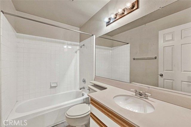 7973 E Viewrim, Anaheim, CA 92808