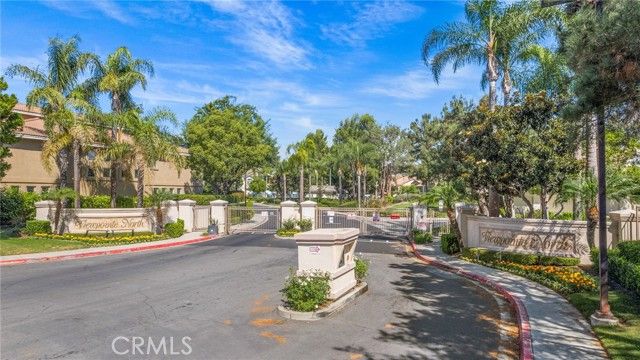 7973 E Viewrim, Anaheim, CA 92808