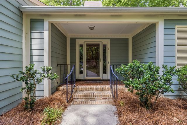 1 Forest Oaks Way, Spartanburg, SC 29307