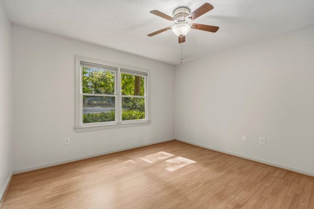 1 Forest Oaks Way, Spartanburg, SC 29307