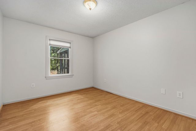1 Forest Oaks Way, Spartanburg, SC 29307