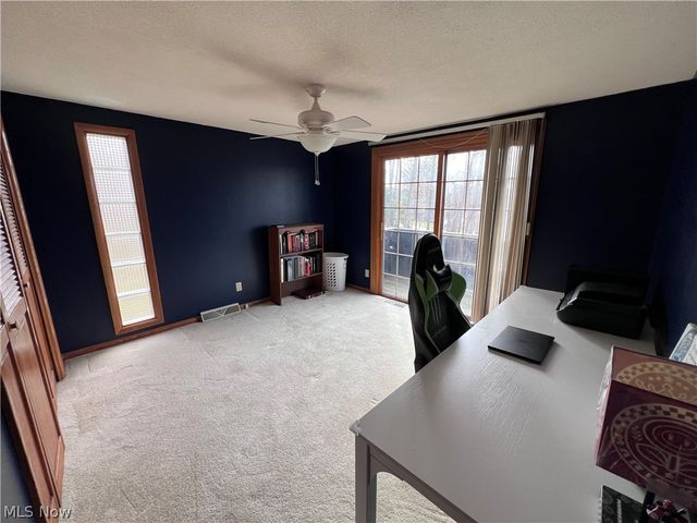 2168 Earl Drive, Zanesville, OH 43701