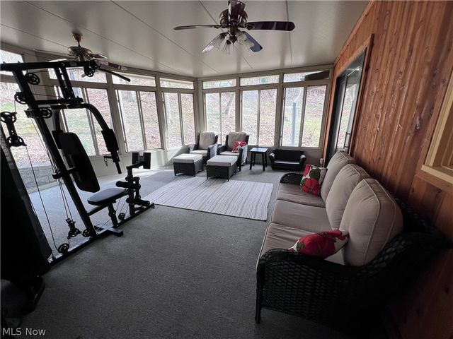 2168 Earl Drive, Zanesville, OH 43701