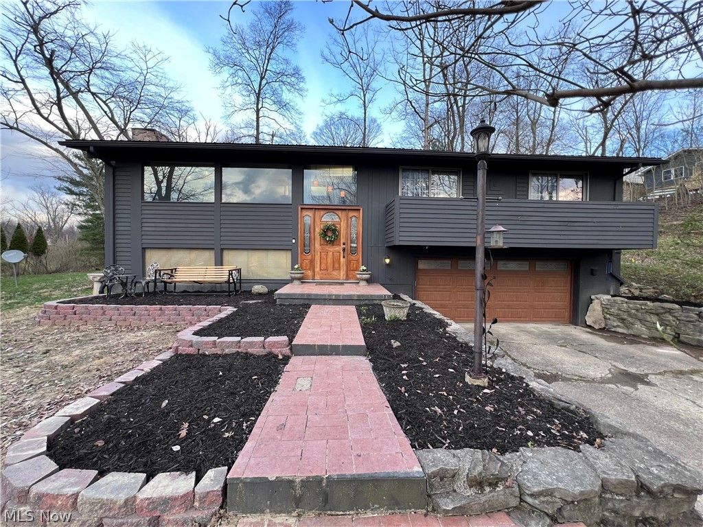 2168 Earl Drive, Zanesville, OH 43701