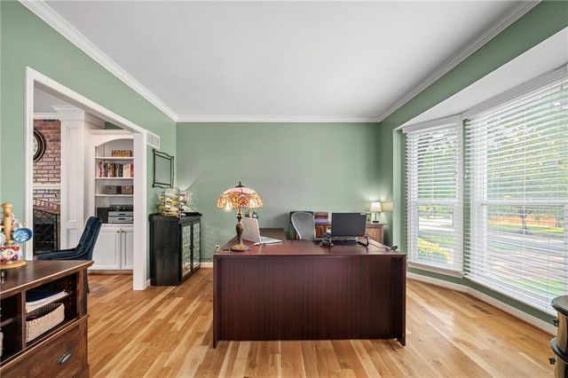 10329 Ballentine Street, Overland Park, KS 66214