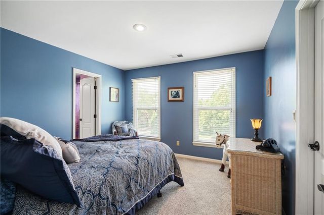 10329 Ballentine Street, Overland Park, KS 66214