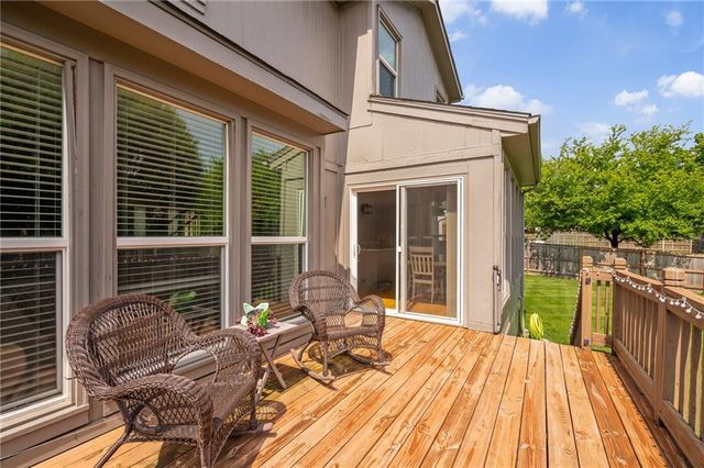 10329 Ballentine Street, Overland Park, KS 66214