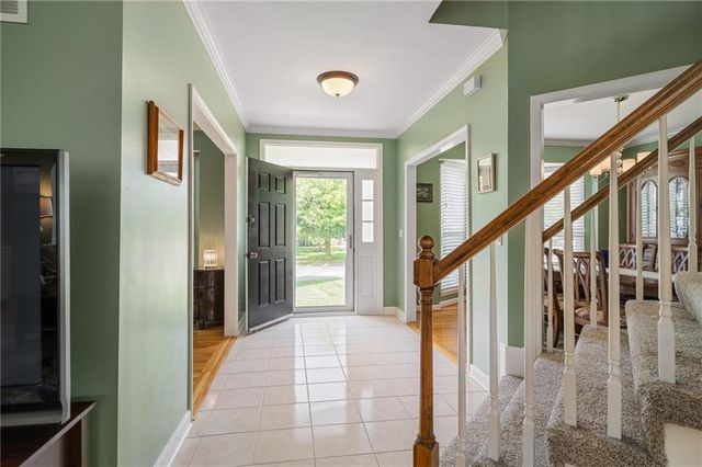 10329 Ballentine Street, Overland Park, KS 66214