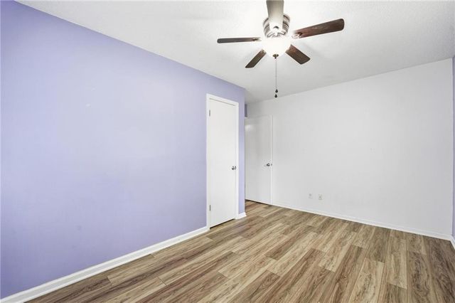 203 N Murphy Drive, Raymore, MO 64083